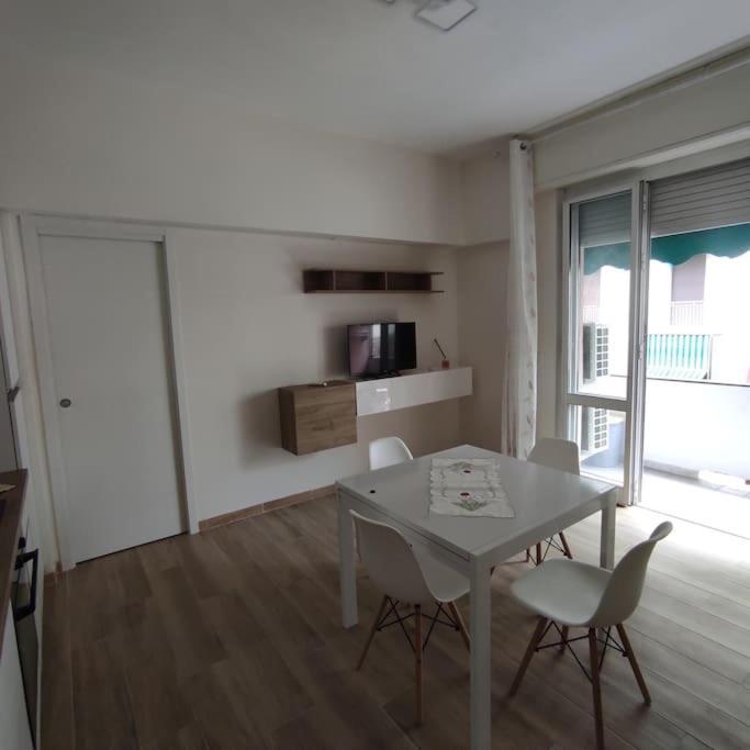 Onda Marina 1 Apartment ลาสเปเซีย ภายนอก รูปภาพ